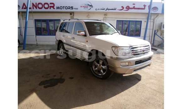 Acheter Import Voiture Toyota Land Cruiser Blanc à Import - Dubai, Burkina-Faso Acheter Import Voiture Toyota Land Cruiser Blanc à Import - Dubai, Burkina-Faso