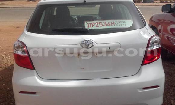 Acheter Neuf Voiture Toyota RAV4 Blanc à Ouagadougou, Burkina-Faso Acheter Neuf Voiture Toyota RAV4 Blanc à Ouagadougou, Burkina-Faso