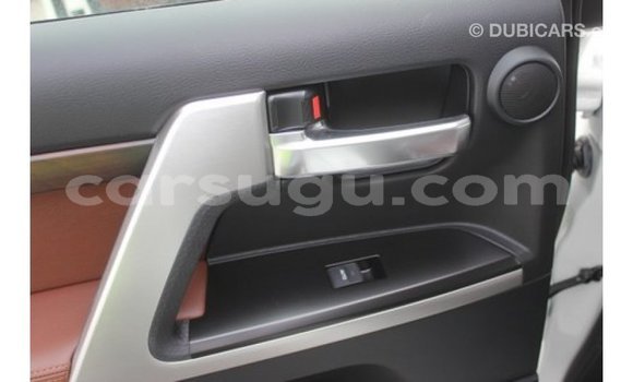Buy Import Toyota Land Cruiser White Car in Import - Dubai in Burkina Faso Buy Import Toyota Land Cruiser White Car in Import - Dubai in Burkina Faso