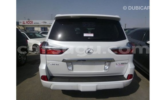 Acheter Import Voiture Lexus LX Blanc à Import - Dubai, Burkina-Faso Acheter Import Voiture Lexus LX Blanc à Import - Dubai, Burkina-Faso