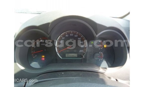 Sayi Imported Toyota Hilux White Mota in Import - Dubai a Burkina Faso Sayi Imported Toyota Hilux White Mota in Import - Dubai a Burkina Faso