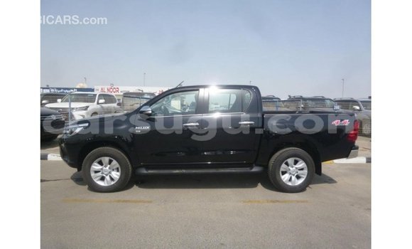 Sayi Imported Toyota Hilux Black Mota in Import - Dubai a Burkina Faso Sayi Imported Toyota Hilux Black Mota in Import - Dubai a Burkina Faso