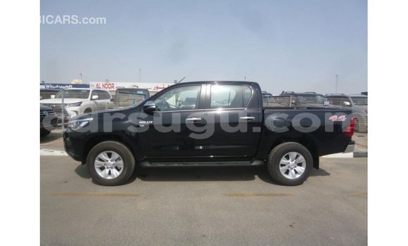 Sayi Imported Toyota Hilux Black Mota in Import - Dubai a Burkina Faso Sayi Imported Toyota Hilux Black Mota in Import - Dubai a Burkina Faso