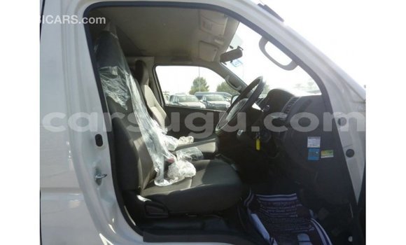 Sayi Imported Toyota Hiace White Mota in Import - Dubai a Burkina Faso Sayi Imported Toyota Hiace White Mota in Import - Dubai a Burkina Faso