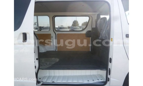 Sayi Imported Toyota Hiace White Mota in Import - Dubai a Burkina Faso Sayi Imported Toyota Hiace White Mota in Import - Dubai a Burkina Faso