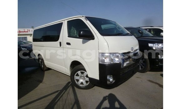 Sayi Imported Toyota Hiace White Mota in Import - Dubai a Burkina Faso Sayi Imported Toyota Hiace White Mota in Import - Dubai a Burkina Faso