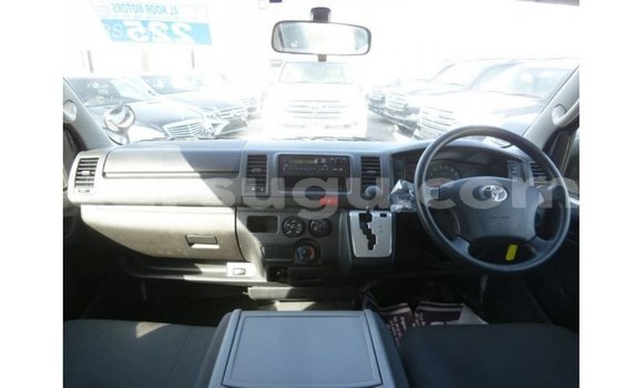 Sayi Imported Toyota Hiace White Mota in Import - Dubai a Burkina Faso Sayi Imported Toyota Hiace White Mota in Import - Dubai a Burkina Faso