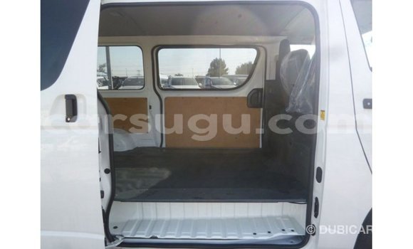 Sayi Imported Toyota Hiace White Mota in Import - Dubai a Burkina Faso Sayi Imported Toyota Hiace White Mota in Import - Dubai a Burkina Faso