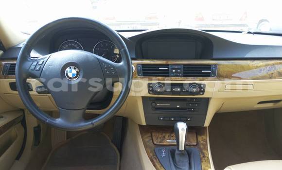 Acheter Neuf Voiture BMW 5–Series Bleu à Ouagadougou, Burkina-Faso Acheter Neuf Voiture BMW 5–Series Bleu à Ouagadougou, Burkina-Faso