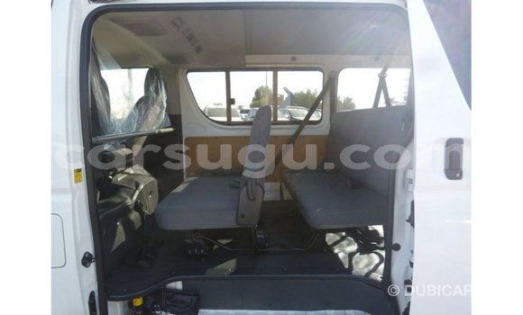 Acheter Import Voiture Toyota Hiace Blanc à Import - Dubai, Burkina-Faso Acheter Import Voiture Toyota Hiace Blanc à Import - Dubai, Burkina-Faso