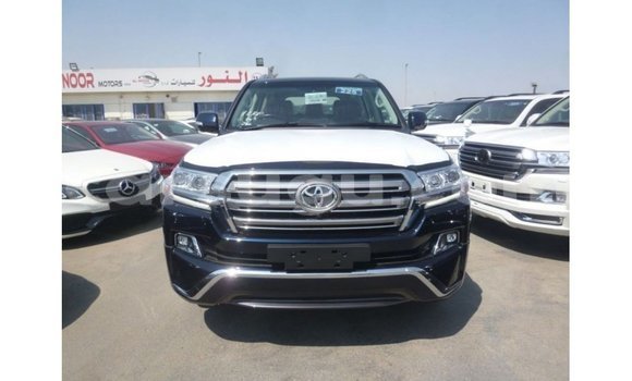 Sayi Imported Toyota Land Cruiser Blue Mota in Import - Dubai a Burkina Faso Sayi Imported Toyota Land Cruiser Blue Mota in Import - Dubai a Burkina Faso
