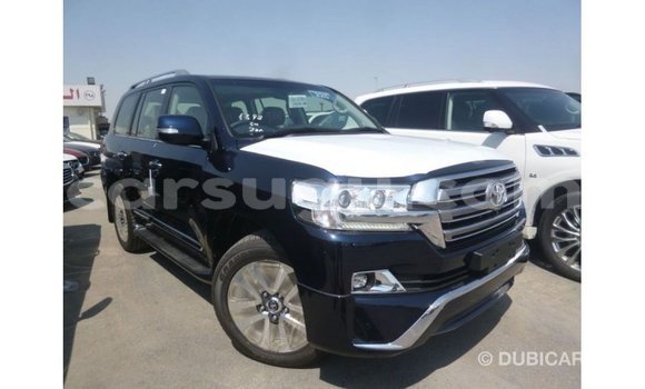 Sayi Imported Toyota Land Cruiser Blue Mota in Import - Dubai a Burkina Faso Sayi Imported Toyota Land Cruiser Blue Mota in Import - Dubai a Burkina Faso