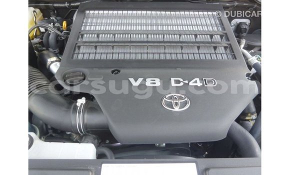 Sayi Imported Toyota Land Cruiser Blue Mota in Import - Dubai a Burkina Faso Sayi Imported Toyota Land Cruiser Blue Mota in Import - Dubai a Burkina Faso