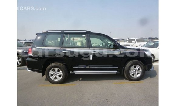 Sayi Imported Toyota Land Cruiser Black Mota in Import - Dubai a Burkina Faso Sayi Imported Toyota Land Cruiser Black Mota in Import - Dubai a Burkina Faso