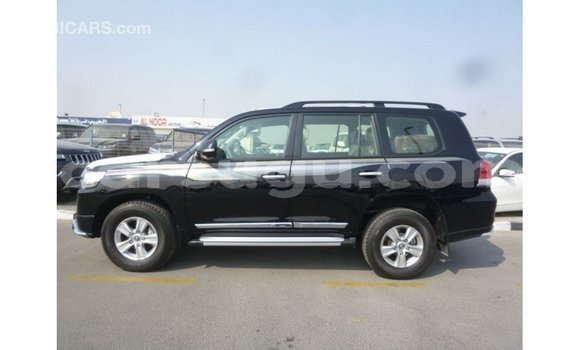 Sayi Imported Toyota Land Cruiser Black Mota in Import - Dubai a Burkina Faso Sayi Imported Toyota Land Cruiser Black Mota in Import - Dubai a Burkina Faso