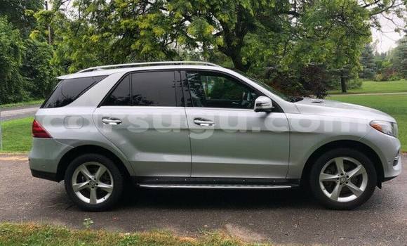 Acheter Occasion Voiture Mercedes-Benz GLE Gris à Ouagadougou, Burkina-Faso Acheter Occasion Voiture Mercedes-Benz GLE Gris à Ouagadougou, Burkina-Faso
