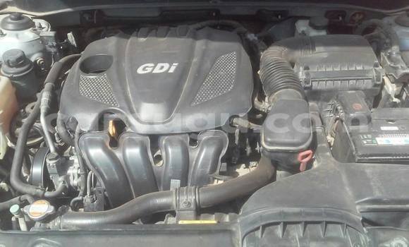 Sayi Sabo Hyundai Sonata Azurfa Mota in Ouagadougou a Burkina Faso Sayi Sabo Hyundai Sonata Azurfa Mota in Ouagadougou a Burkina Faso