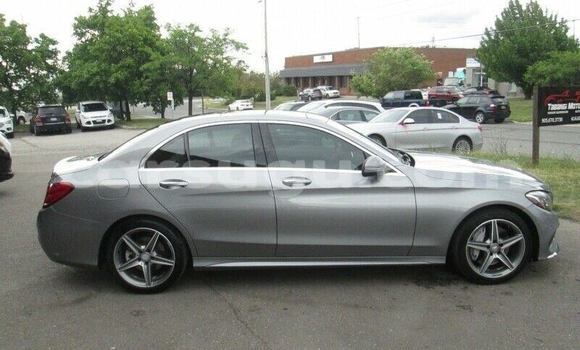 Acheter Occasion Voiture Mercedes-Benz C–Class Gris à Ouagadougou, Burkina-Faso Acheter Occasion Voiture Mercedes-Benz C–Class Gris à Ouagadougou, Burkina-Faso