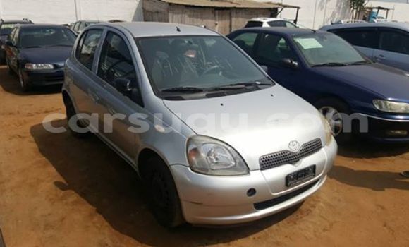 Sayi Sabo Toyota Yaris Azurfa Mota in Ouagadougou a Burkina Faso Sayi Sabo Toyota Yaris Azurfa Mota in Ouagadougou a Burkina Faso