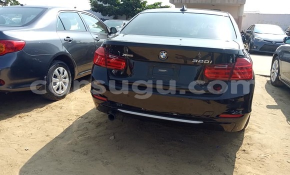 Acheter Occasion Voiture BMW 3200 Noir à Ouagadougou, Burkina-Faso Acheter Occasion Voiture BMW 3200 Noir à Ouagadougou, Burkina-Faso