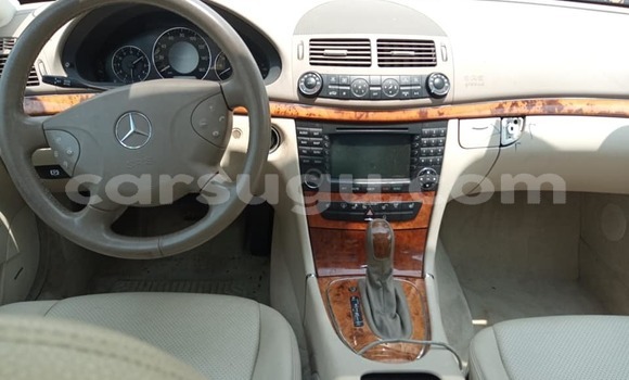 Acheter Occasion Voiture Mercedes-Benz E–Class Autre à Ouagadougou, Burkina-Faso Acheter Occasion Voiture Mercedes-Benz E–Class Autre à Ouagadougou, Burkina-Faso