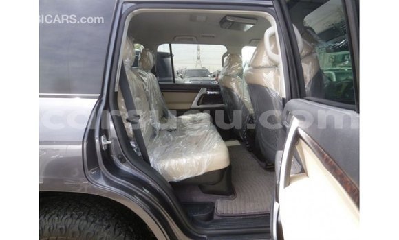 Acheter Import Voiture Toyota Land Cruiser Autre à Import - Dubai, Burkina-Faso Acheter Import Voiture Toyota Land Cruiser Autre à Import - Dubai, Burkina-Faso