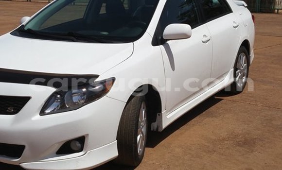 Acheter Neuf Voiture Toyota Corolla Blanc à Ouagadougou, Burkina-Faso Acheter Neuf Voiture Toyota Corolla Blanc à Ouagadougou, Burkina-Faso