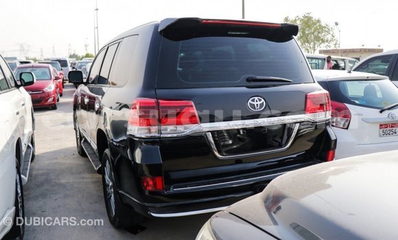 Sayi Imported Toyota Land Cruiser Black Mota in Import - Dubai a Burkina Faso Sayi Imported Toyota Land Cruiser Black Mota in Import - Dubai a Burkina Faso