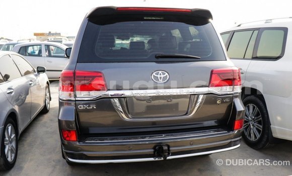 Sayi Imported Toyota Land Cruiser Black Mota in Import - Dubai a Burkina Faso Sayi Imported Toyota Land Cruiser Black Mota in Import - Dubai a Burkina Faso