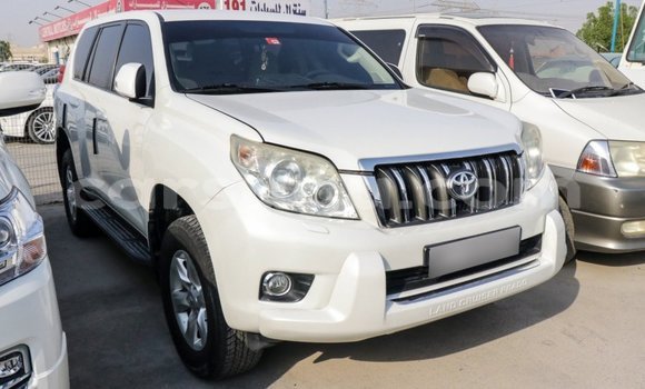 Acheter Import Voiture Toyota Prado Blanc à Import - Dubai, Burkina-Faso Acheter Import Voiture Toyota Prado Blanc à Import - Dubai, Burkina-Faso