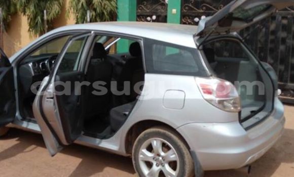 Acheter Neuf Voiture Toyota Matrix Gris à Ouagadougou, Burkina-Faso Acheter Neuf Voiture Toyota Matrix Gris à Ouagadougou, Burkina-Faso