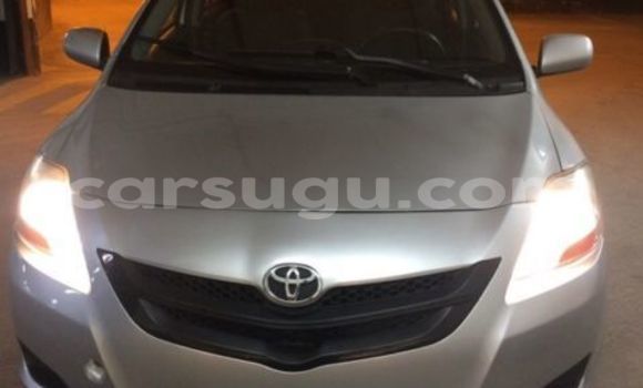 Acheter Neuf Voiture Toyota Yaris Gris à Ouagadougou, Burkina-Faso Acheter Neuf Voiture Toyota Yaris Gris à Ouagadougou, Burkina-Faso