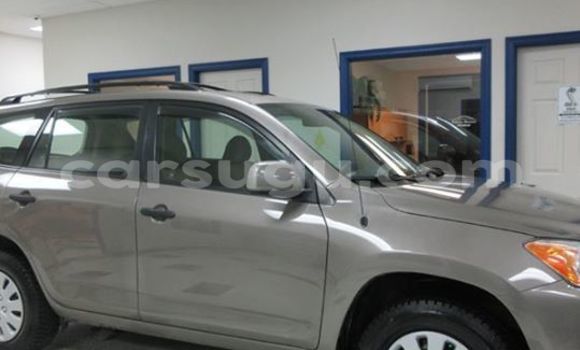 Acheter Neuf Voiture Toyota RAV4 Gris à Ouagadougou, Burkina-Faso Acheter Neuf Voiture Toyota RAV4 Gris à Ouagadougou, Burkina-Faso