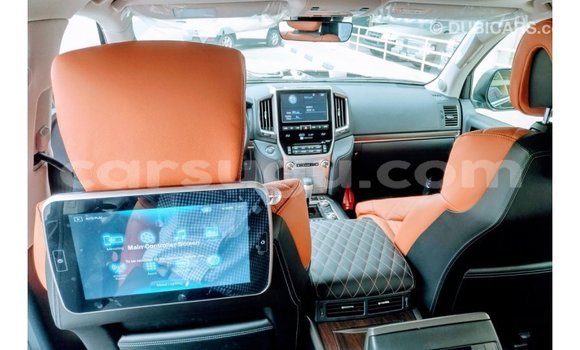 Buy Import Toyota Land Cruiser Black Car in Import - Dubai in Burkina Faso Buy Import Toyota Land Cruiser Black Car in Import - Dubai in Burkina Faso