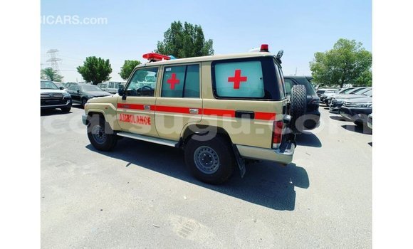Buy Import Toyota Land Cruiser Beige Car in Import - Dubai in Burkina Faso Buy Import Toyota Land Cruiser Beige Car in Import - Dubai in Burkina Faso