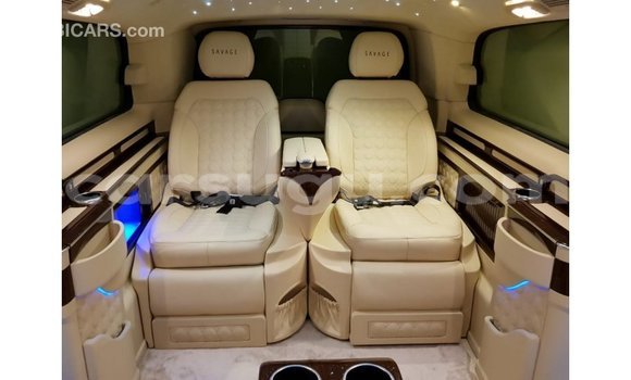 Sayi Imported Mercedes-Benz 250 Black Mota in Import - Dubai a Burkina Faso Sayi Imported Mercedes-Benz 250 Black Mota in Import - Dubai a Burkina Faso