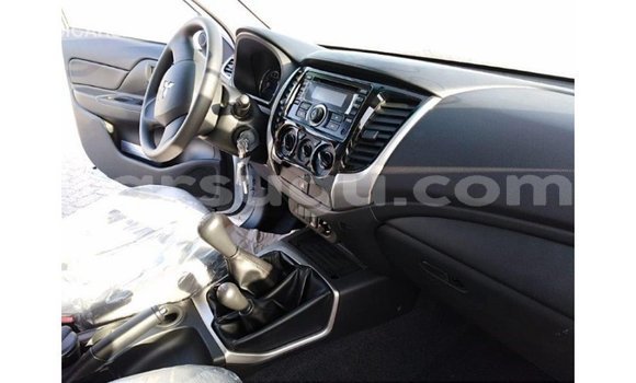 Buy Import Mitsubishi L200 White Car in Import - Dubai in Burkina Faso Buy Import Mitsubishi L200 White Car in Import - Dubai in Burkina Faso