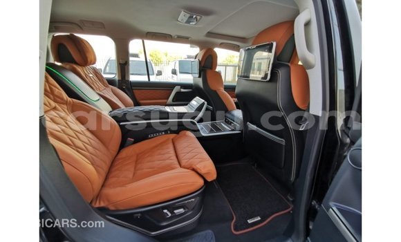 Buy Import Toyota Land Cruiser Black Car in Import - Dubai in Burkina Faso Buy Import Toyota Land Cruiser Black Car in Import - Dubai in Burkina Faso