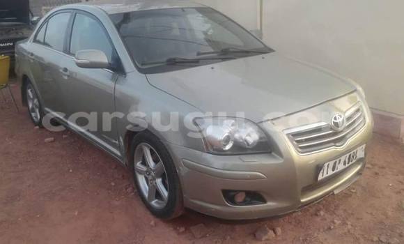Acheter Occasion Voiture Toyota Avensis Marron à Ouagadougou, Burkina-Faso