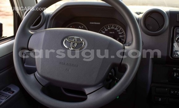 Buy Import Toyota Land Cruiser Beige Car in Import - Dubai in Burkina Faso Buy Import Toyota Land Cruiser Beige Car in Import - Dubai in Burkina Faso