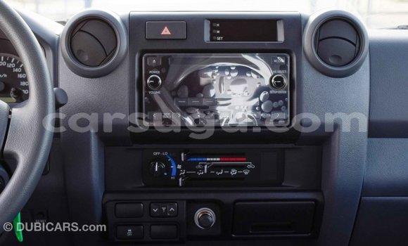 Buy Import Toyota Land Cruiser Beige Car in Import - Dubai in Burkina Faso Buy Import Toyota Land Cruiser Beige Car in Import - Dubai in Burkina Faso