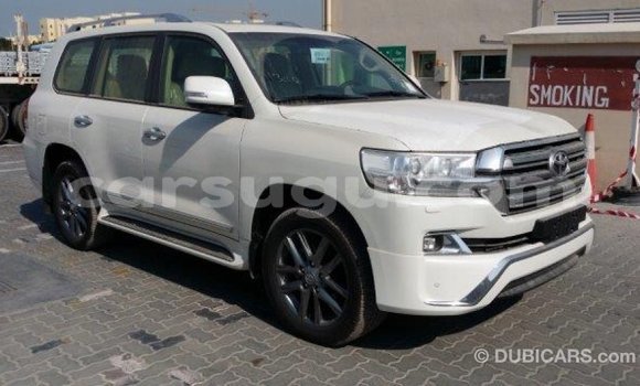 Buy Import Toyota Land Cruiser White Car in Import - Dubai in Burkina Faso Buy Import Toyota Land Cruiser White Car in Import - Dubai in Burkina Faso