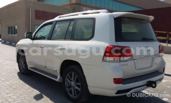 Buy Import Toyota Land Cruiser White Car in Import - Dubai in Burkina Faso Buy Import Toyota Land Cruiser White Car in Import - Dubai in Burkina Faso