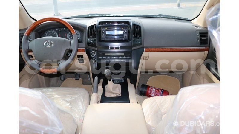 Big with watermark toyota land cruiser burkina faso import dubai 4697