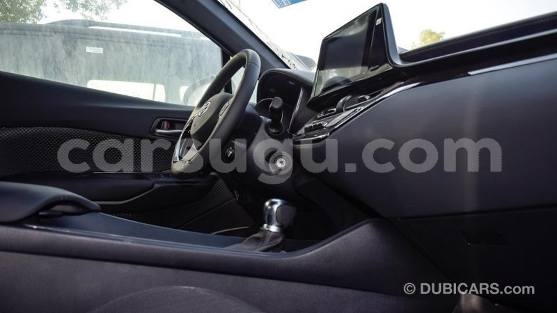 Big with watermark toyota c hr burkina faso import dubai 4706