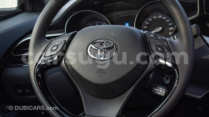 Big with watermark toyota c hr burkina faso import dubai 4706