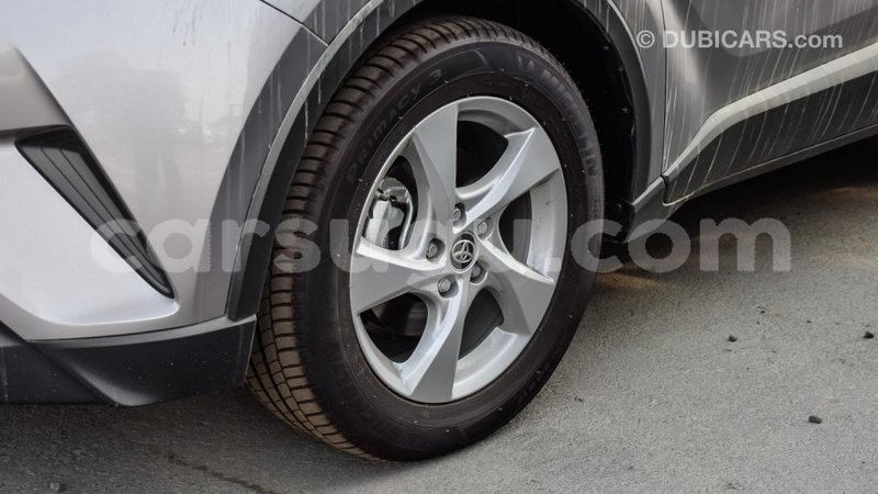 Big with watermark toyota c hr burkina faso import dubai 4706