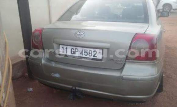 Acheter Occasion Voiture Toyota Avensis Marron à Ouagadougou, Burkina-Faso Acheter Occasion Voiture Toyota Avensis Marron à Ouagadougou, Burkina-Faso