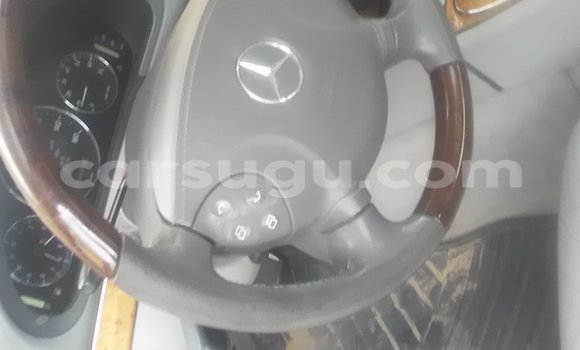 Buy Used Mercedes-Benz E–Class Blue Car in Ouagadougou in Burkina Faso Buy Used Mercedes-Benz E–Class Blue Car in Ouagadougou in Burkina Faso