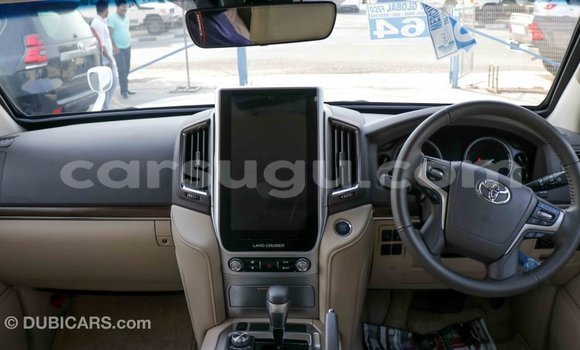 Buy Import Toyota Land Cruiser White Car in Import - Dubai in Burkina Faso Buy Import Toyota Land Cruiser White Car in Import - Dubai in Burkina Faso